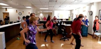 Flash mob for Linda Stay invades St. George cancer center