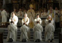 Pope Francis on women priests: No. Pope Francis women priests