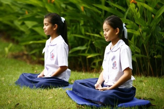 teaching children meditation