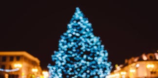 Kanab Christmas light parade and festival features Wishing Lantern Launch for charity Kanab Christmas light parade and festival features Wishing Lantern Launch for charity