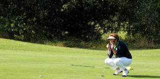 Are women’s red tees fair or is this game partial to men? Are women's red tees fair or is this game partial to men?