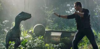 Movie Review: “Jurassic World: Fallen Kingdom” has dinosaurs in it Jurassic World: Fallen Kingdom Movie Review Jurassic World: Fallen Kingdom