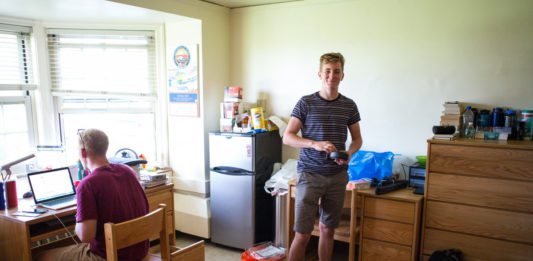 How to launch a business from your college dorm room