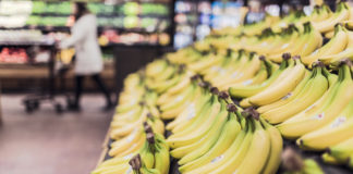 Smith’s decides it will no longer accept Visa credit cards Smith's Food & Drug Stores will stop accepting Visa credit cards but will continue to accept all other forms of payment, including Visa debit cards.