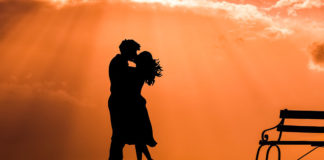 Six tips to keep the spark in your relationship It doesn't have to be Valentine's Day to consider ways to strengthen your relationship with your partner. Consider these six tips to keep the spark in your relationship going all year.