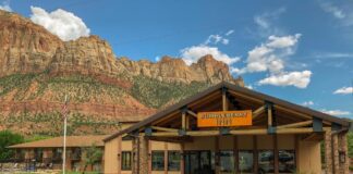 Bumbleberry Inn & Theater