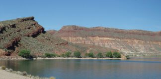Quail Creek Reservoir Overlook Trail From The South Shore, Quail Creek State Park View across the reservoir toward surrounding mountains on Quail Creek Overlook Trail, Quail Creek State Park, April 2024 - Photo by Tom Garrison