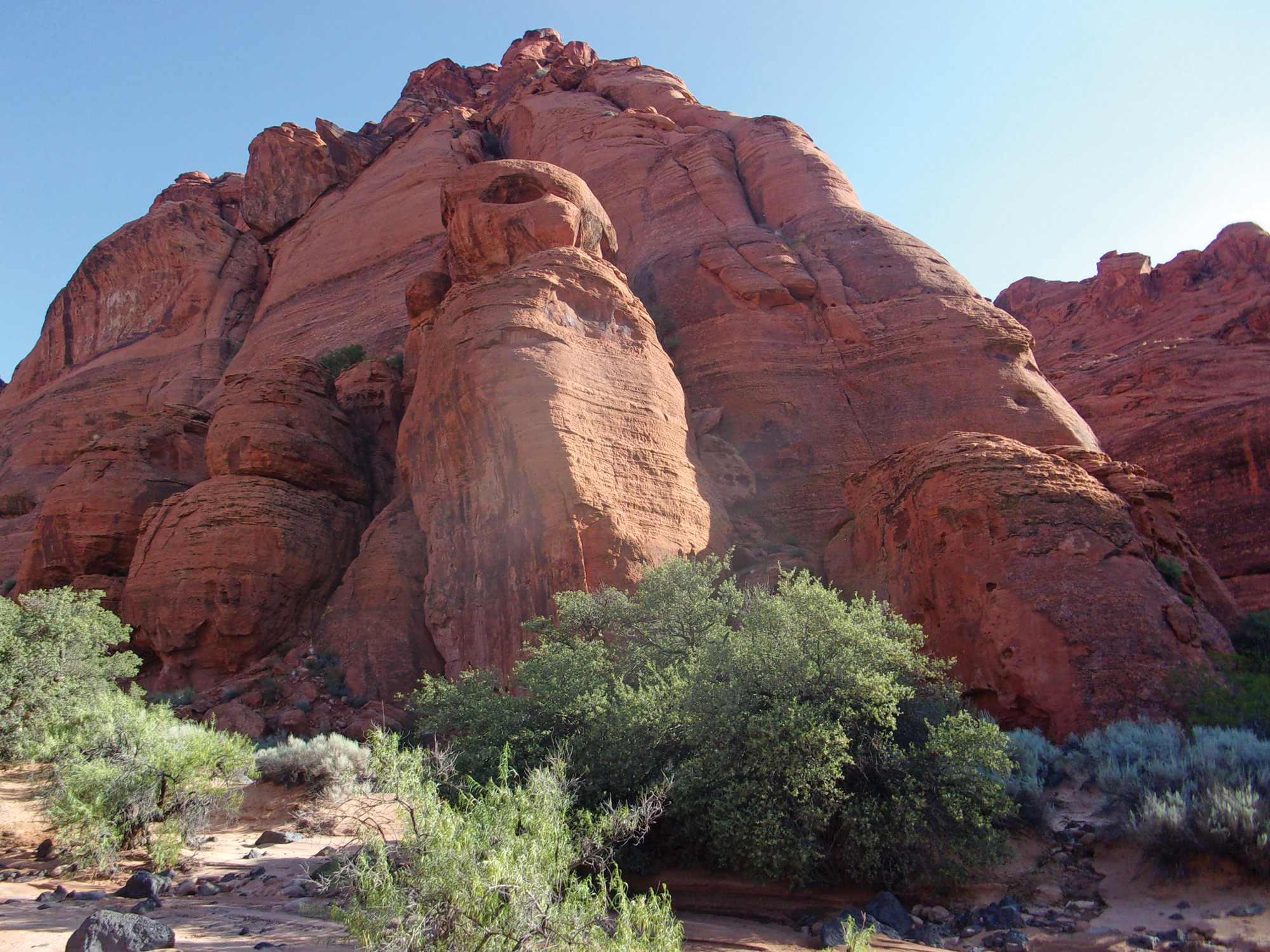 I’m pretty sure the hike to Jenny’s Canyon in Snow Canyon State Park is the shortest hike my wife, Deb, and I have done in many years of southwest desert hiking.