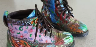 Expressions from the Sole Workshop Invites Teens to Share Their Stories Through Art Expressions from the Sole Workshop Invites Teens to Share Their Stories Through Art