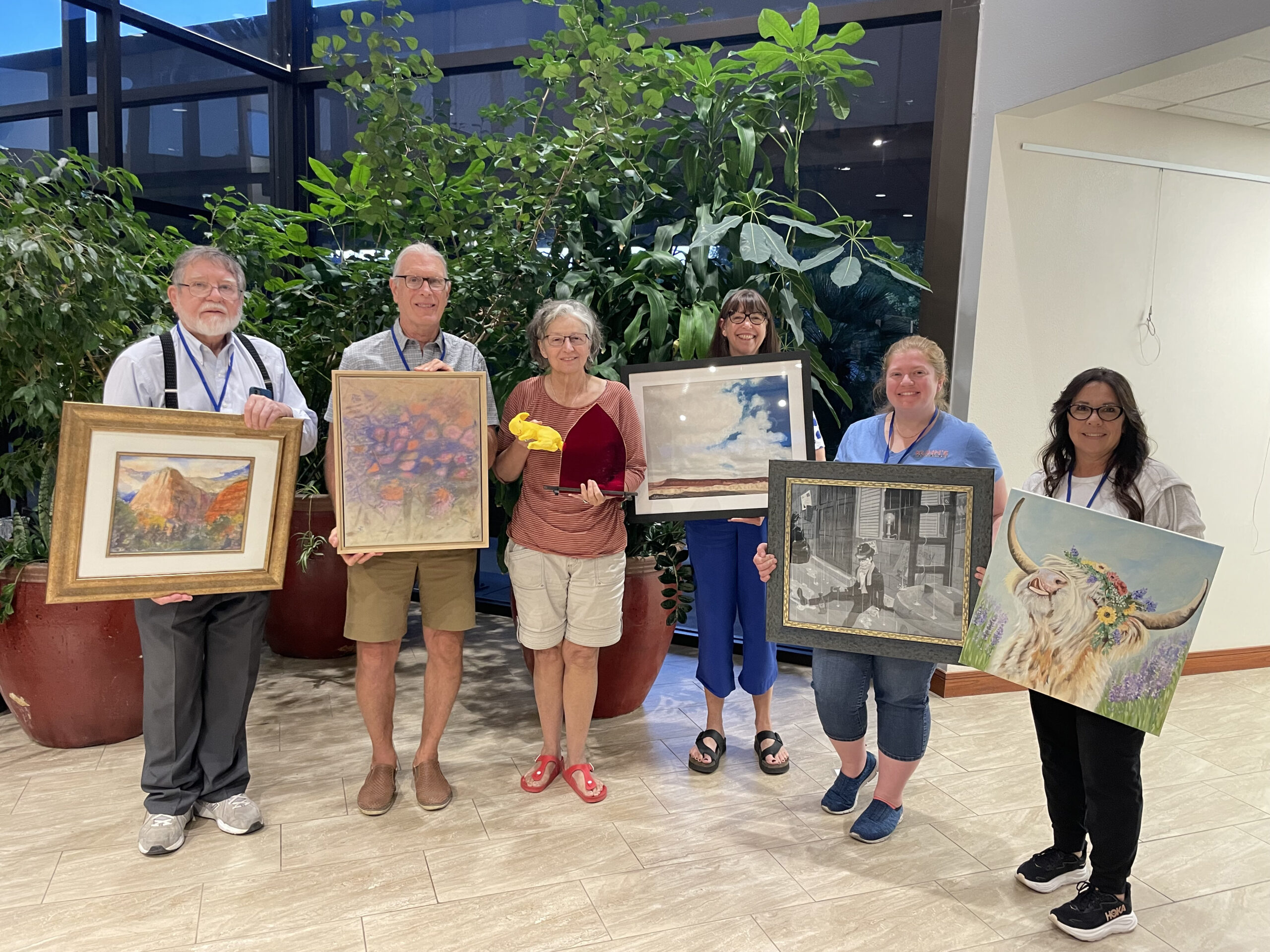 Red Cliff Gallery’s October show, Light & Shadow, features 70+ local artists and 200+ works through Nov. 6, plus Art in the Courtyard Oct. 11, Connect Oct. 2, and a Meet + Mingle Oct. 20.