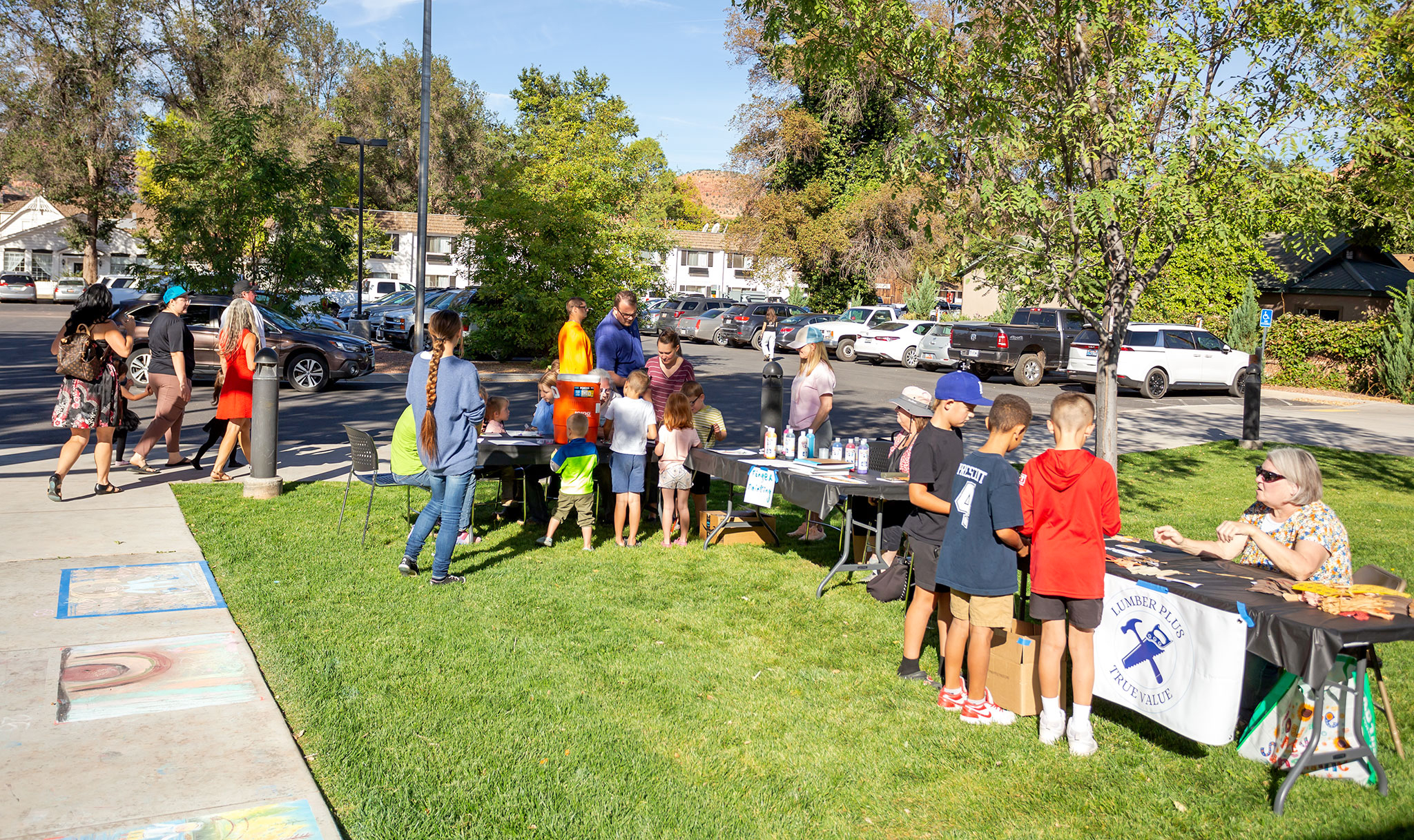 The Kanab Arts Festival returns Oct. 18, 10 AM–2 PM at the Kanab Center with free workshops, live dance, a professional art show, a handmade market, and pro chalk artists.