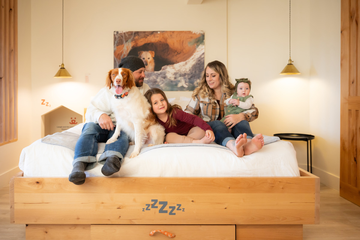 Winter in Kanab offers quiet beauty, warm memories, and meaningful time with animals at Best Friends Animal Sanctuary and the Best Friends Roadhouse & Mercantile.