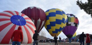 Balloons & Tunes 2026 Set to Lift Spirits in Kanab Balloons & Tunes returns to Kanab February 20–22 with hot air balloons, live music, food vendors, and family-friendly winter fun.