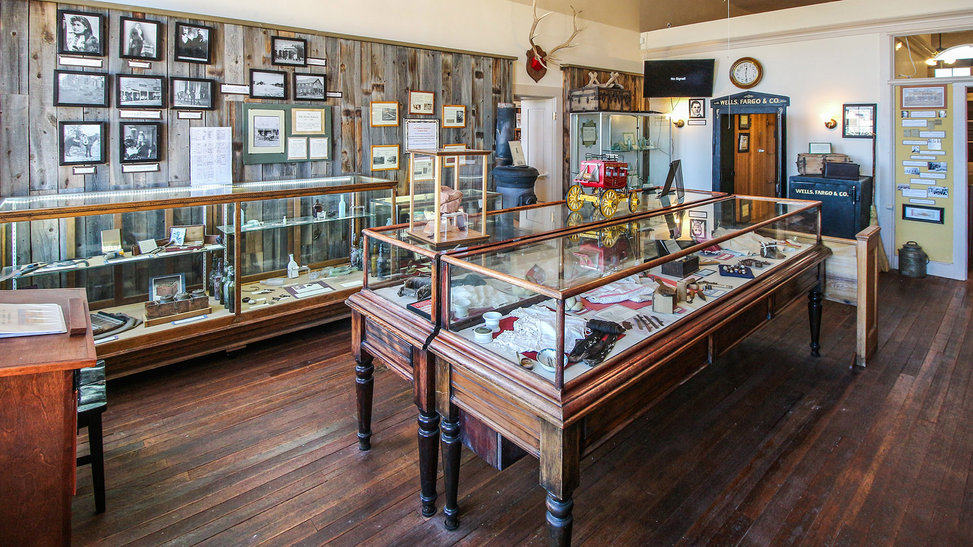 Discover Silver Reef, the only place on Earth where silver was mined from sandstone, and explore the remains of what was once Southwest Utah's largest town.