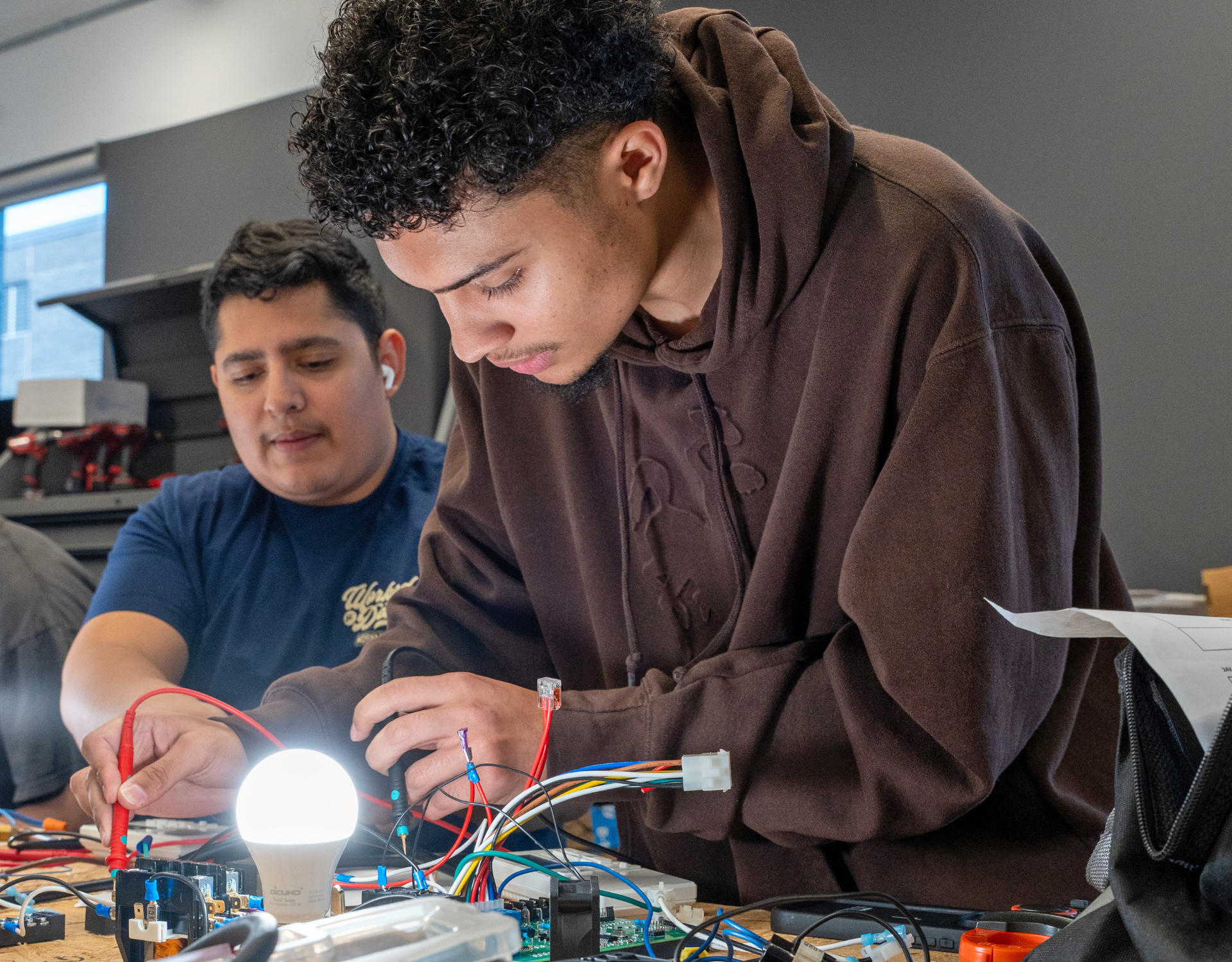 Dixie Technical College receives a $1 million grant from the Lowe’s Foundation to expand construction, plumbing, and HVACR training to meet the growing demands of Southern Utah.