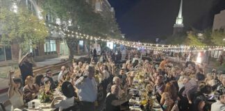 Savor the Harvest and Award-Winning Blends at Zion Vineyards Taste the refined flavors of Southern Utah! Join Zion Vineyards for a summer of Paint and Sip events, estate-grown Primitivo, and the upcoming "Dining on Main" celebration in St. George.